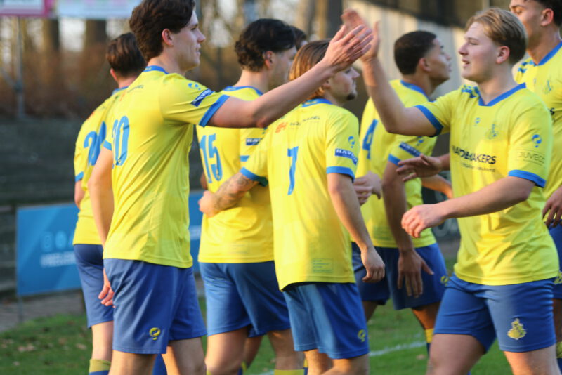 vv DESK – Committee Communications